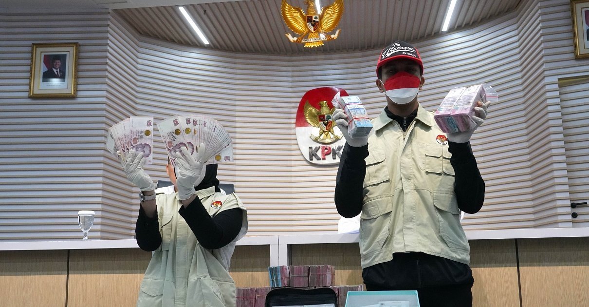 KPK Geledah Kantor DJP & Sita Uang Tunai, Bukti Baru Kasus Dugaan Suap Pajak Mencuat