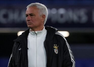 Kabar Mengejutkan! Jelang Benfica vs Real Madrid di Liga Champions, Jose Mourinho Malah Dilarikan ke Rumah Sakit