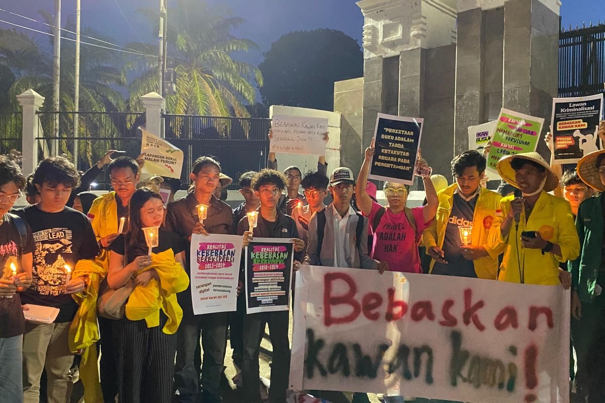 Jaket Kuning Mengepung Trunojoyo! BEM UI Demo Mabes Polri Hari Ini: Simak 5 Tuntutan Utamanya