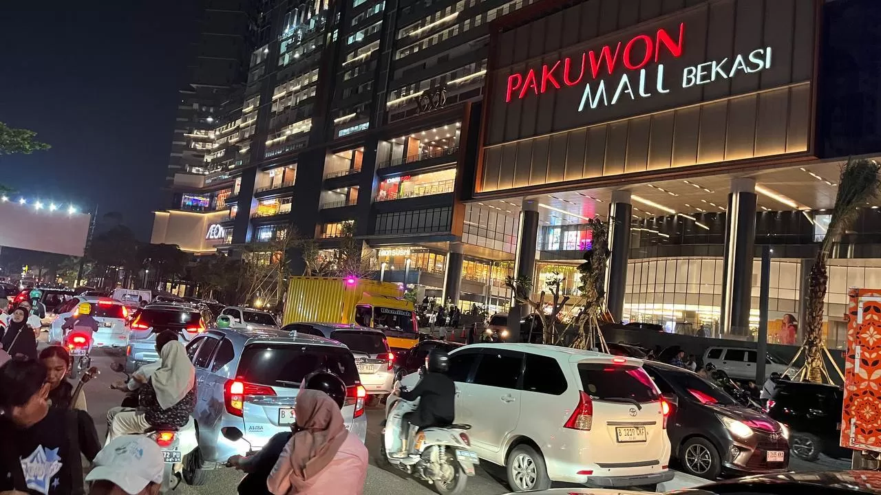 Lebaran di Depan Mata, THR Satpam Pakuwon Mall Bekasi Dilaporkan Belum Cair!