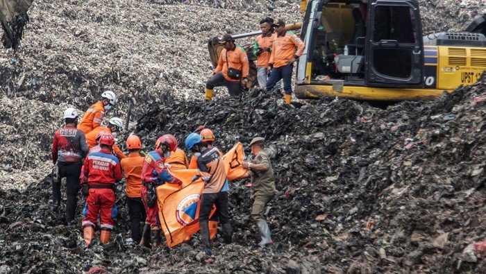 Menteri LH Gaspol Usut Pidana Longsor Maut Bantargebang: “Pasti Ada Tersangka!”