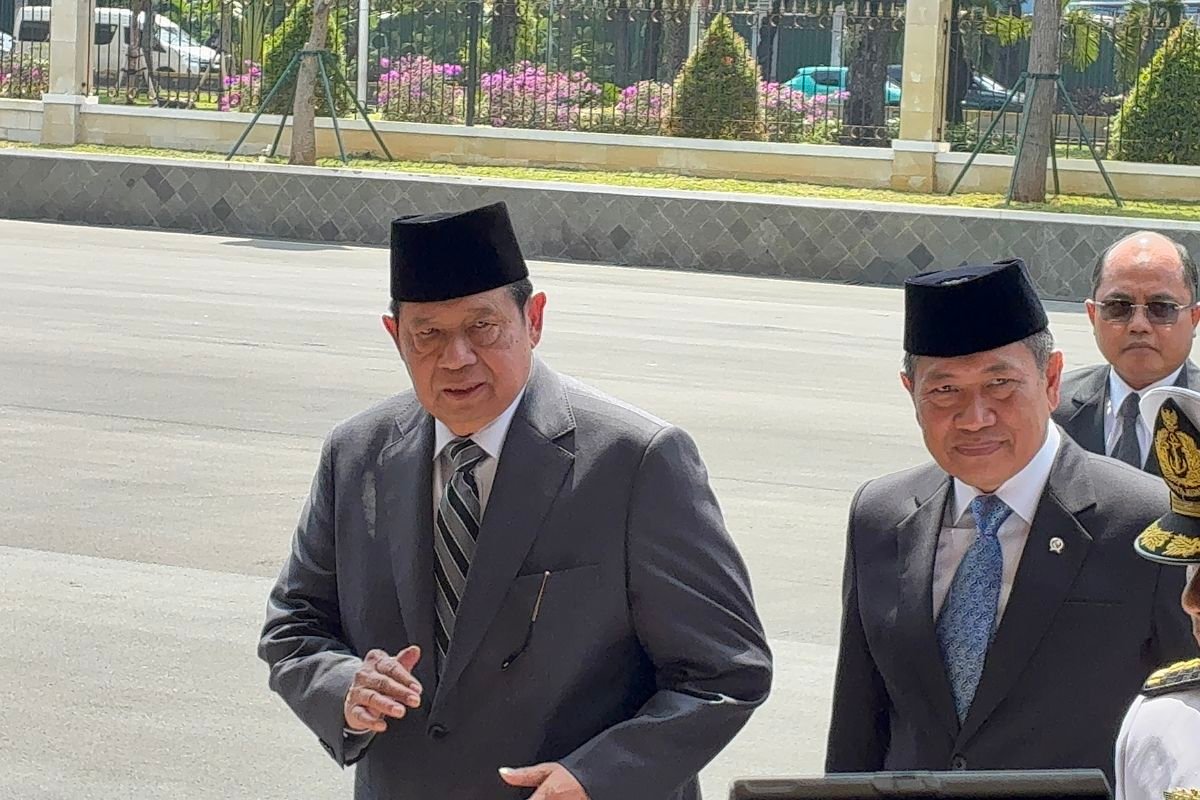 Bikin Merinding! Mengenang Kisah SBY Lepas AHY ke Garis Depan sebagai Pasukan Perdamaian Pertama di Lebanon