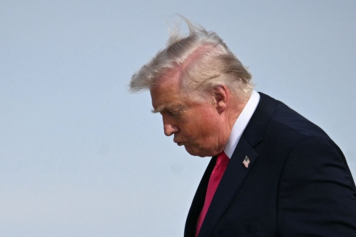 Plot Twist Diplomasi! Iran Merapat ke Pakistan, Trump Justru Pilih ‘Jalur Telepon’ Redam Eskalasi
