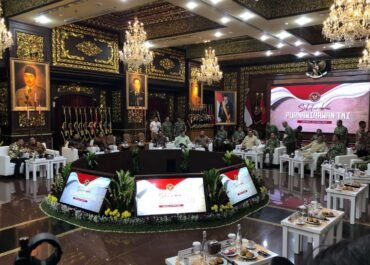 Turun Gunung! Menhan Kumpulkan Jenderal Purnawirawan TNI untuk Bahas Strategi Pertahanan Nasional