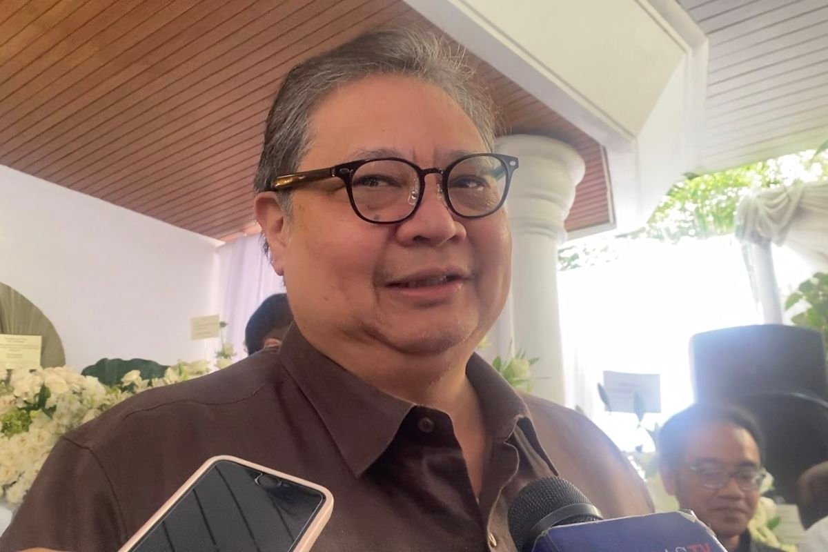 Ungkap Belasungkawa Mendalam! Menko Airlangga Melayat ke Rumah Maria Oetama: Semoga Keluarga Diberi Ketabahan