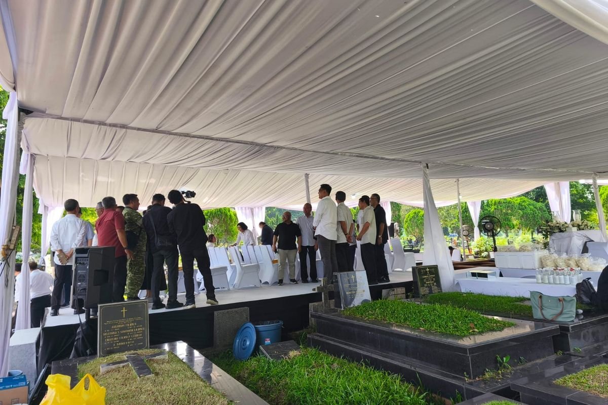 Mengantar Kepergian Sang Penopang: Maria Bernadeth Latifah Istri Jakob Oetama Dimakamkan di Tanah Kusir Hari Ini