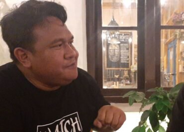 Polemik Dokumenter Terbaru! Dilaporkan Soal Film Pesta Babi, Dandhy Ungkit Dukungannya ke Mama Sinta