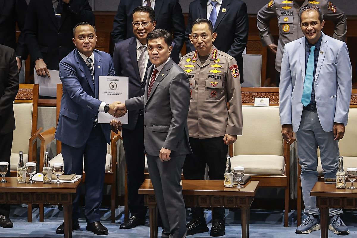Ketuk Palu Kilat! UU Polri Baru Disahkan, Pembahasan DPR-Pemerintah Berlangsung 15 Hari