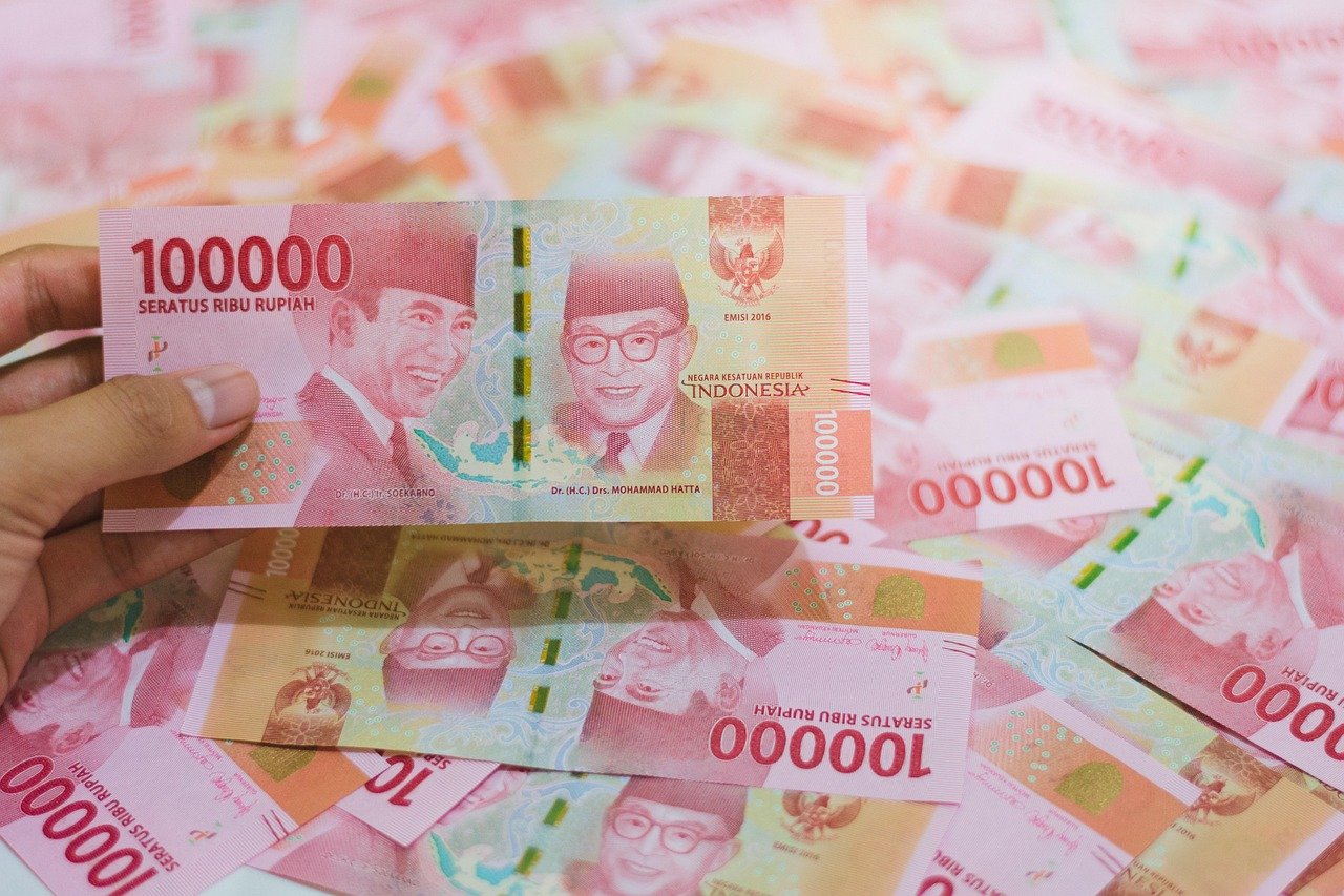 Arah Rupiah Jadi Sorotan di Tengah Proses Pemilihan Gubernur Baru Bank Indonesia