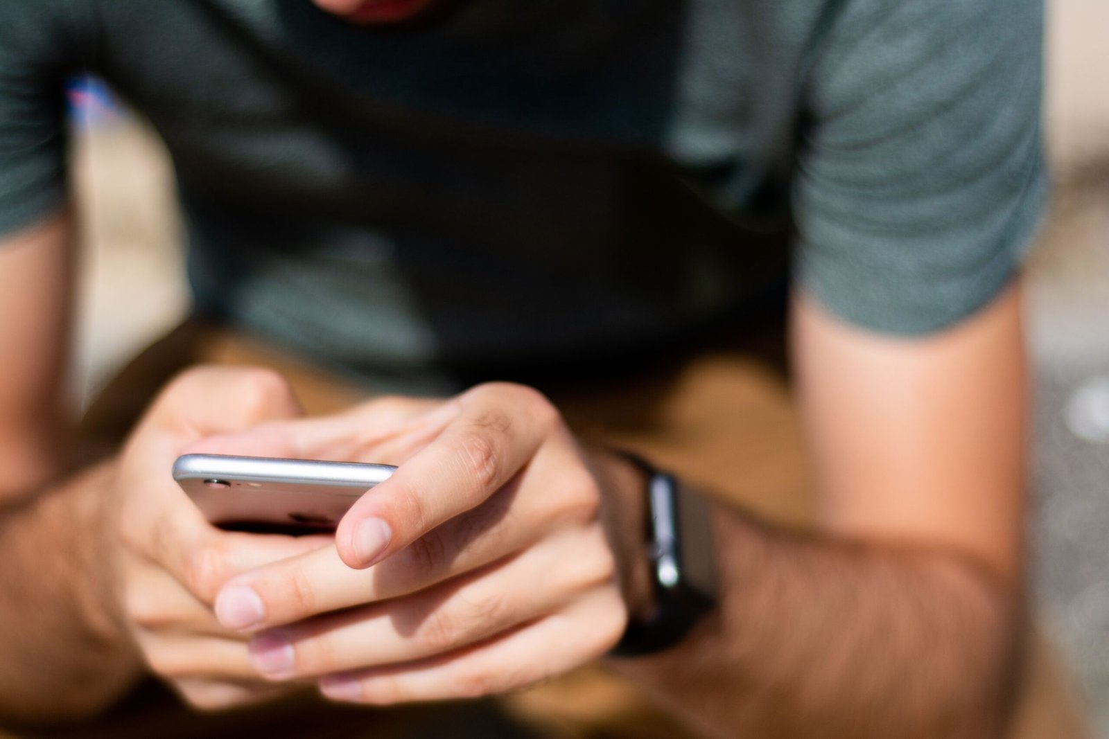 6 Mahasiswa Unesa Dinonaktifkan Sementara Usai Dugaan Pelecehan Dosen Lewat Grup WhatsApp