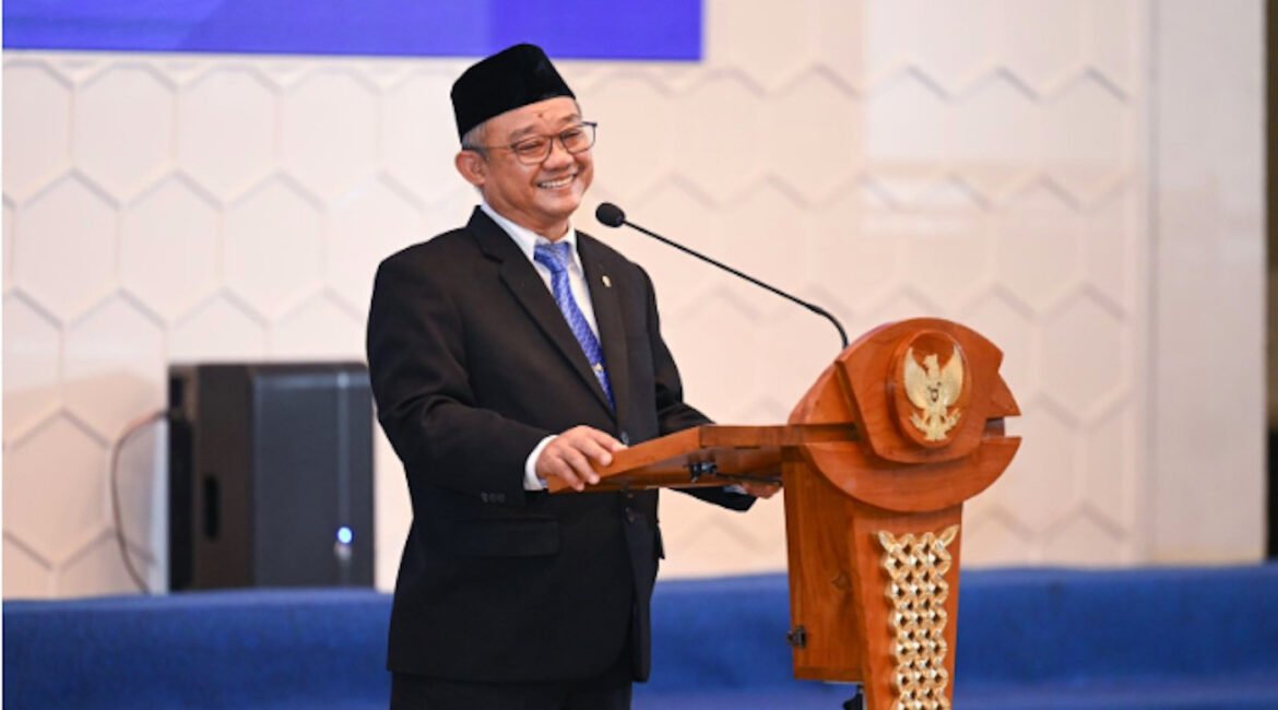 menteri-pendidikan-dasar-dan-menengah-mendikdasmen-abdul-mut-omrh