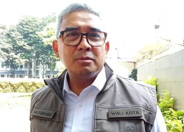 Wali Kota Farhan Segel Tempat Padel Usai 10 Pohon Peneduh Ditebang Tanpa Izin di Bandung