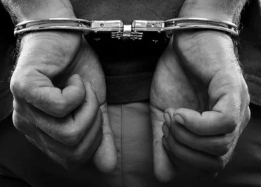 Preman Kiaracondong Ditangkap Polisi Usai Serang Tiga Warga dengan Pedang karena Utang Rp150 Ribu