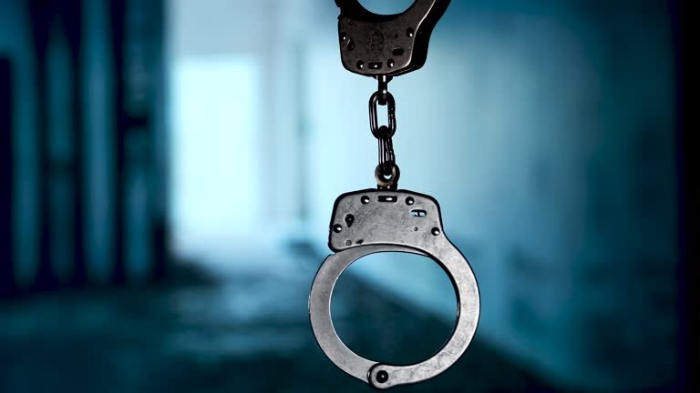 Polisi Sita 2 Kapal dan 11 Bangunan Milik Bandar Narkoba Basri