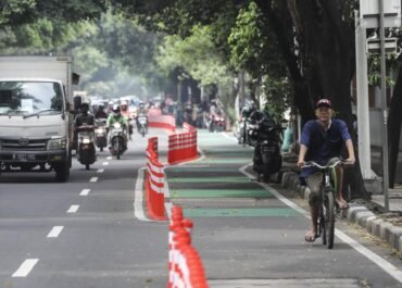 Pramono Pertimbangkan Penghapusan Jalur Sepeda di Jalan Protokol Jakarta