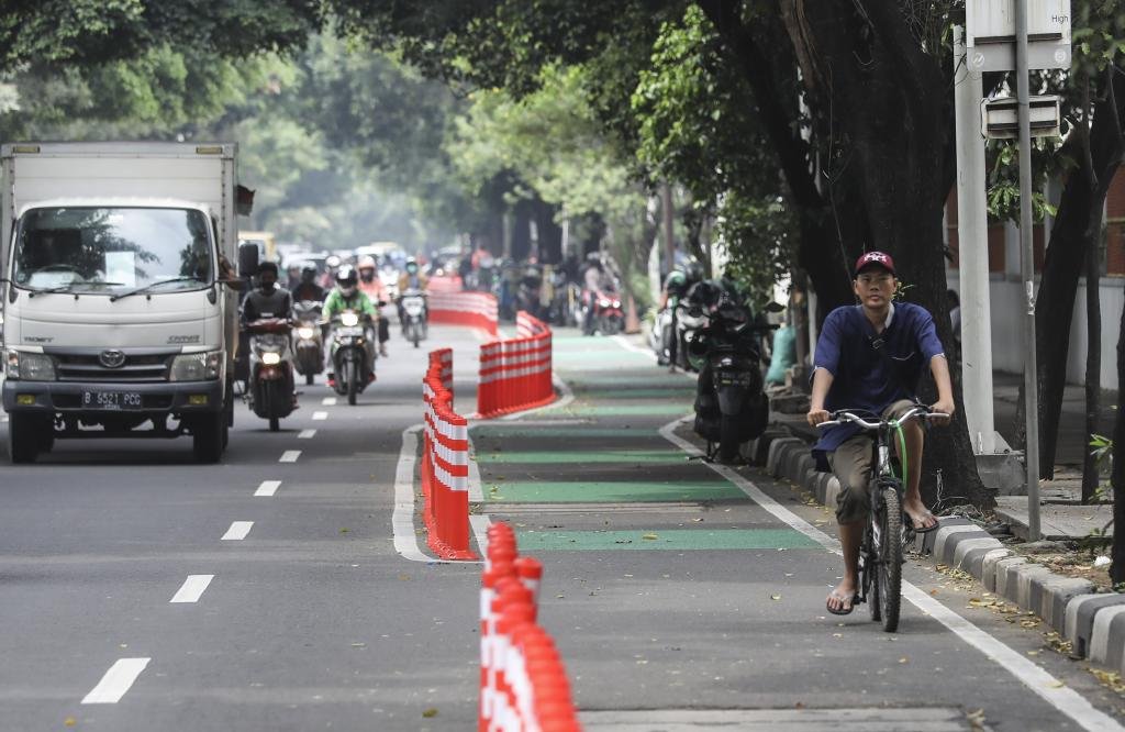 Pramono Pertimbangkan Penghapusan Jalur Sepeda di Jalan Protokol Jakarta