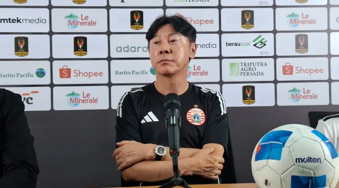 pleatih-shin-tae-yong-puas-dengan-kontribusi-pemain-pelapis-persija-di-piala-presiden-moch-rizky-pratama-putrajawaposcom-dn4Ac