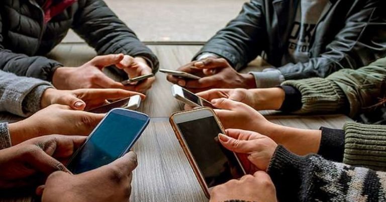 10 Mahasiswa UGM Dinonaktifkan Usai Terlibat Percakapan Cabul di Grup Chat