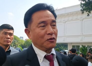 Yusril Tegaskan Bukan Penulis Buku Islam ala Prabowo