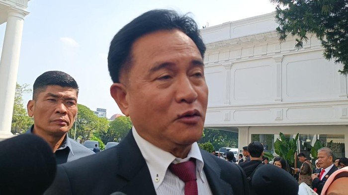 Yusril Tegaskan Bukan Penulis Buku Islam ala Prabowo