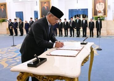 Suahasil Nazara Ditunjuk Jadi Menkeu Gantikan Purbaya, Ini Alasannya