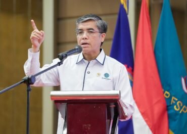Menaker Yassierli Ungkap Formula UMP 2027 Mengacu UU Ketenagakerjaan Baru